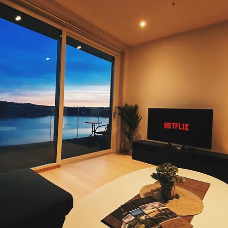 Mjos Tower Suite - Lovely Lake View Brumunddal Buitenkant foto